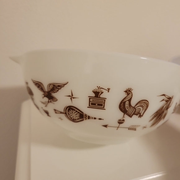 Pyrex Early American Nesting Bowls - Picture 2 of 6